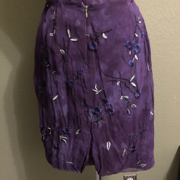 Purple Silk Embroidered Skirt, Size 8P - Picture 3 of 5